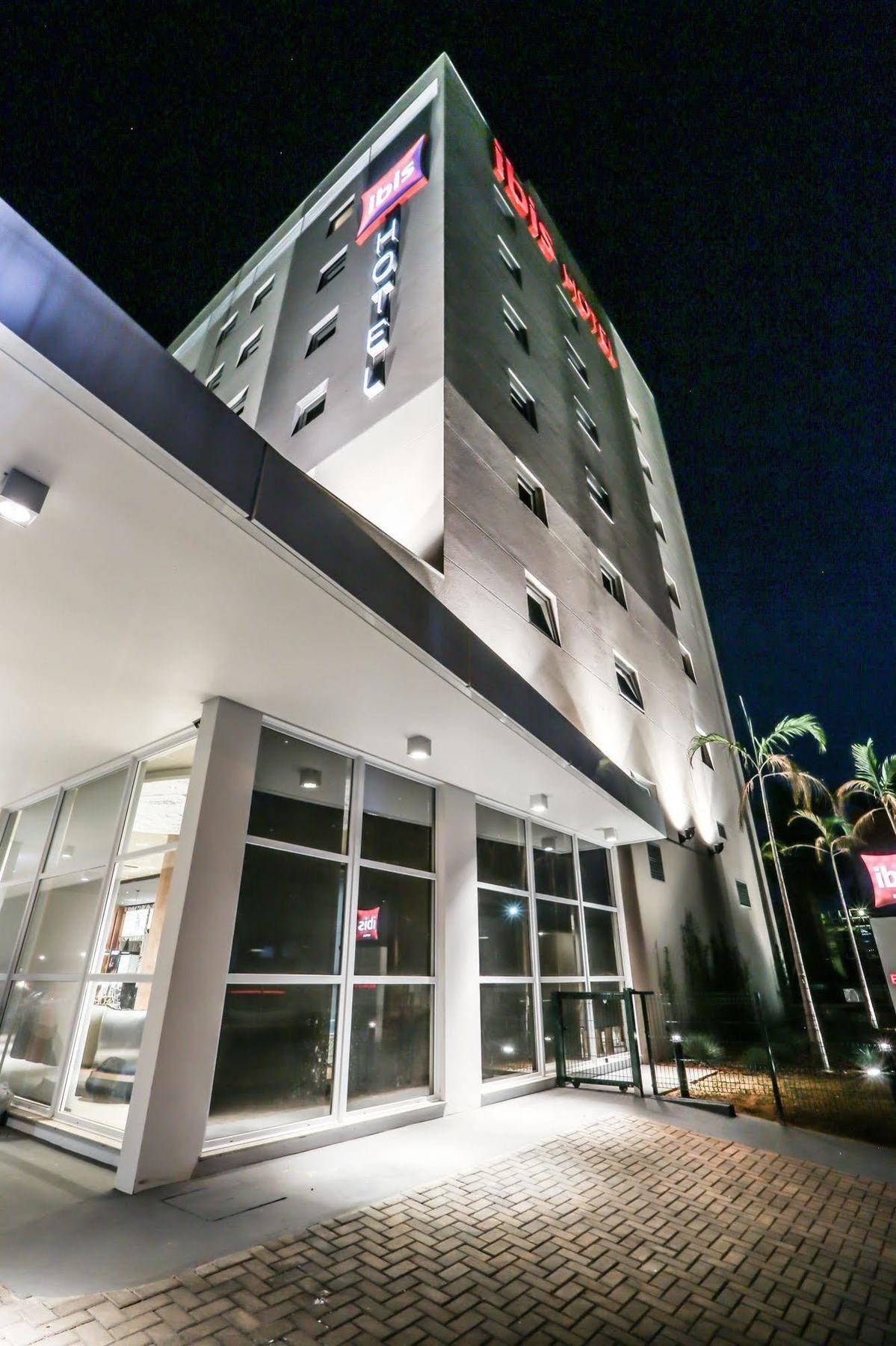 Ibis 3*