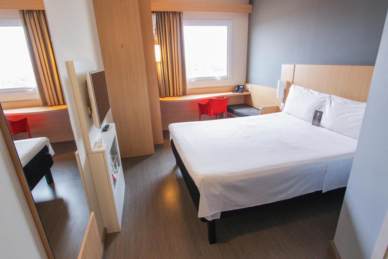 Ibis Hotel 3*